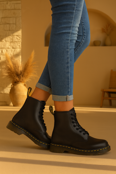 Emma – Elegante Snørestøvler