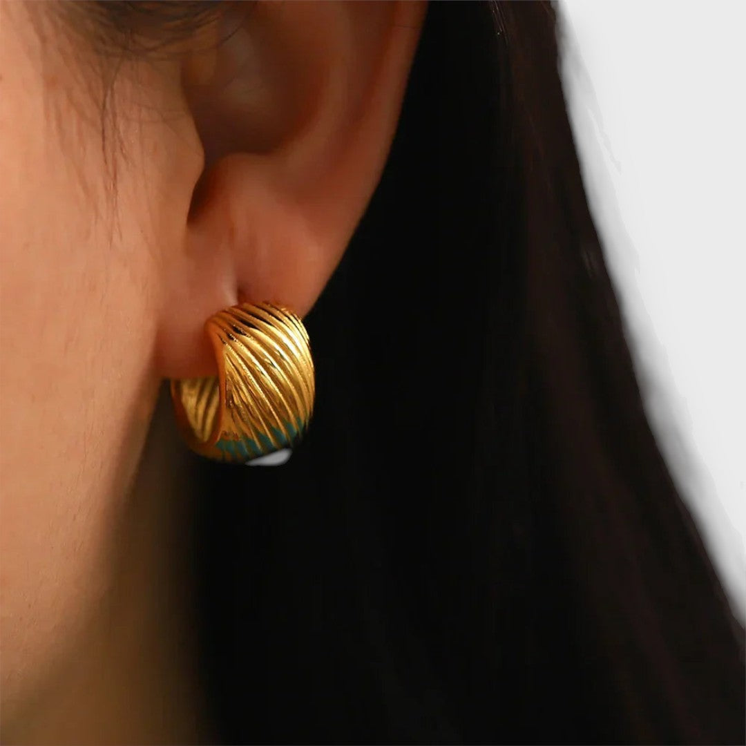 Thyra – Vintage-inspirerede Creoler med et Strejf af Luksus