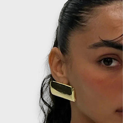 Jona – Geometriske Øreringe med Dristig Stil