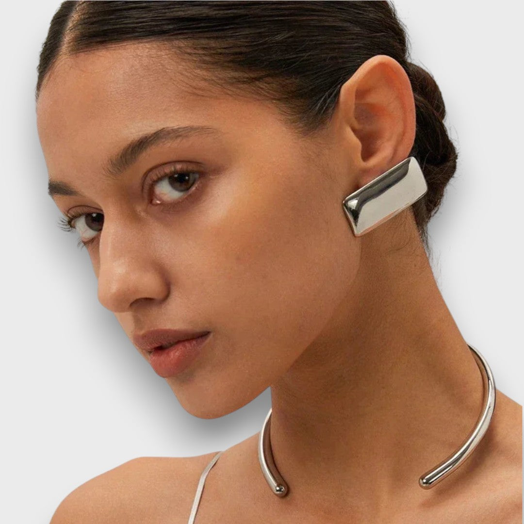 Jona – Geometriske Øreringe med Dristig Stil