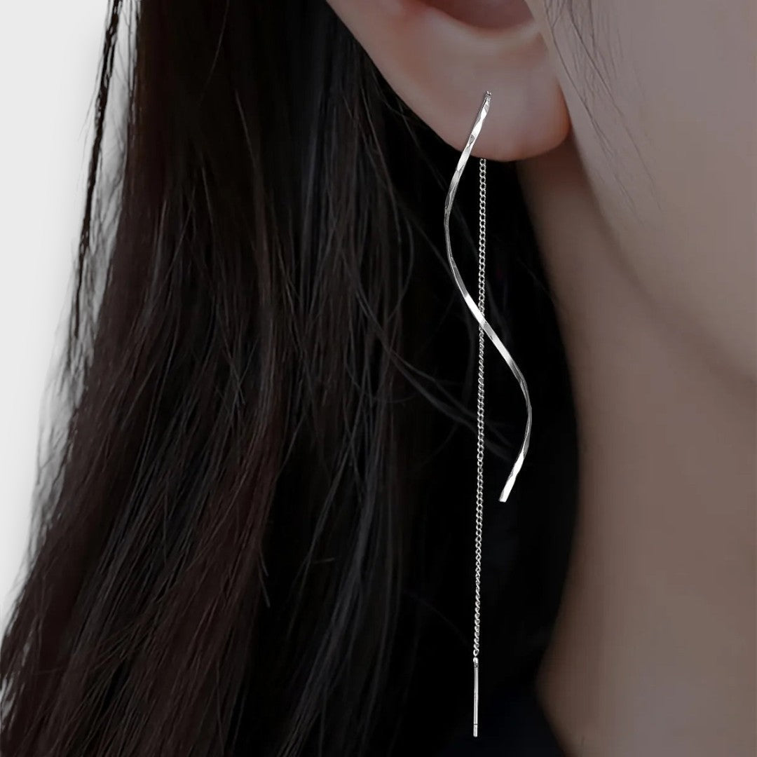 Elvira – Lange Øreringe med Bølgeform